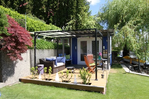 Successful Airbnb property: Vernon Lakeshore Paradise Retreat in Vernon