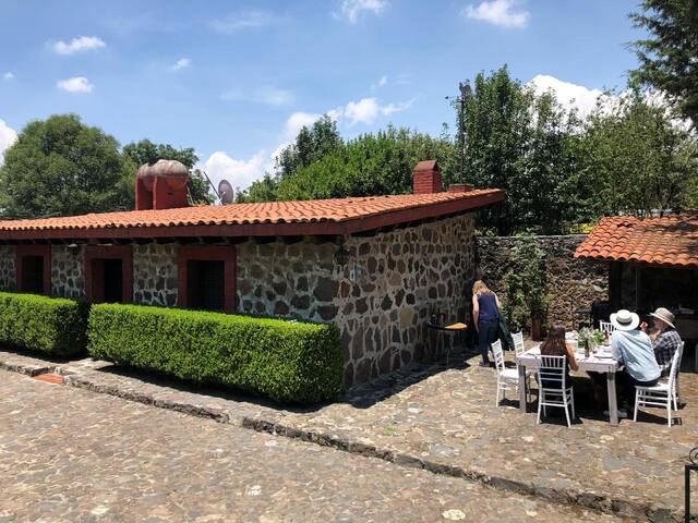 Hospédate en una hermosa finca campestre. gallery image 5