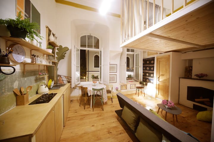 Celebrating old Tbilisi