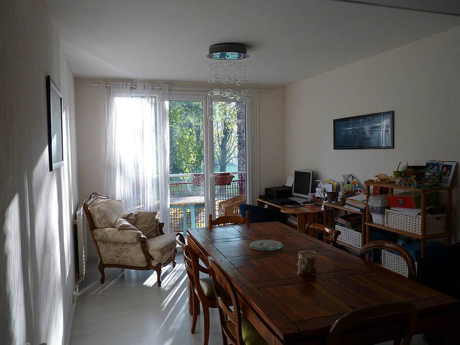 Salle à manger conviviale