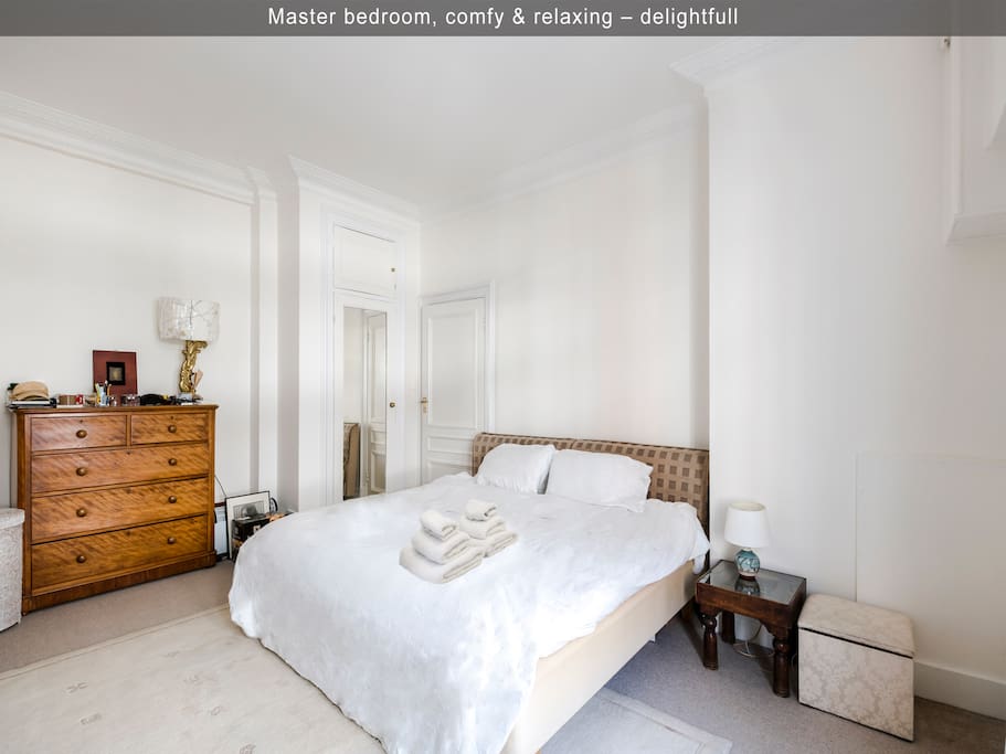 Master Bedroom–Stunning W1 APT - welcome