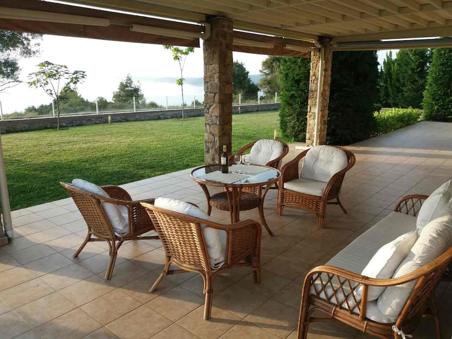 Outdoor sitting room