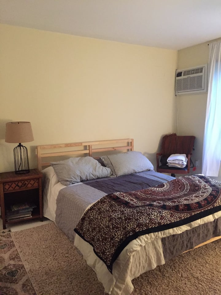 მე-2 საძინებლის საწოლი 152 × 203 სმ