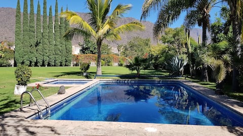 El Chante: Family home