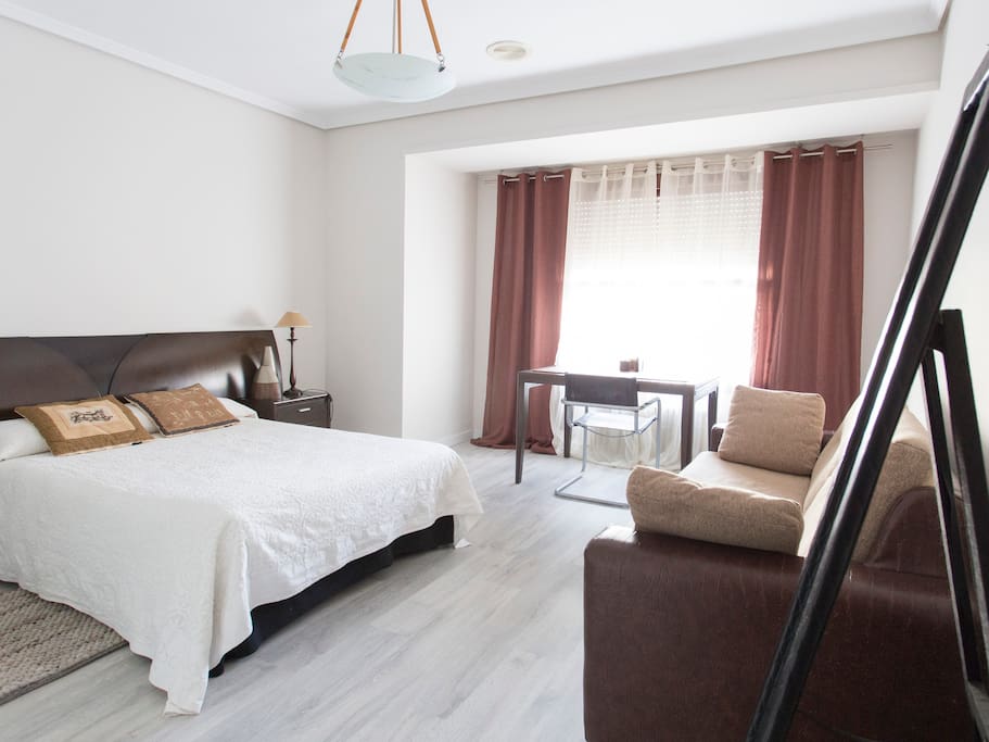 Room 1b