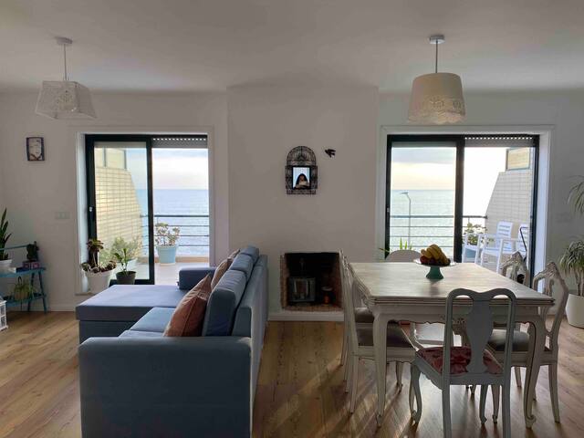 Em frente à praia gallery image 2