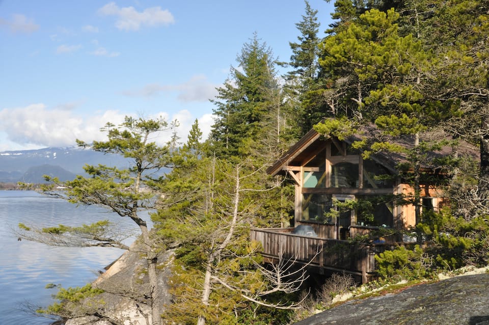 A waterfront cabin on Howe Sound, Squamish, British Columbia, Canada, photo 10 of 10