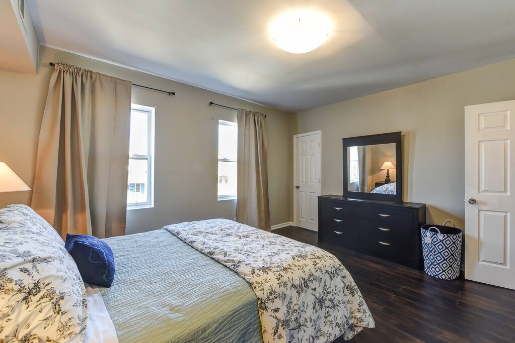 Comfortable Queen bed for an exquisite nights rest!