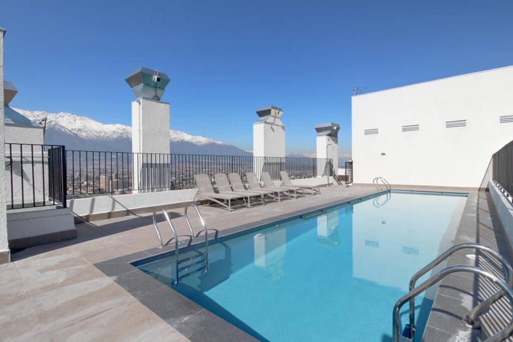 Piscina con vista panorámica