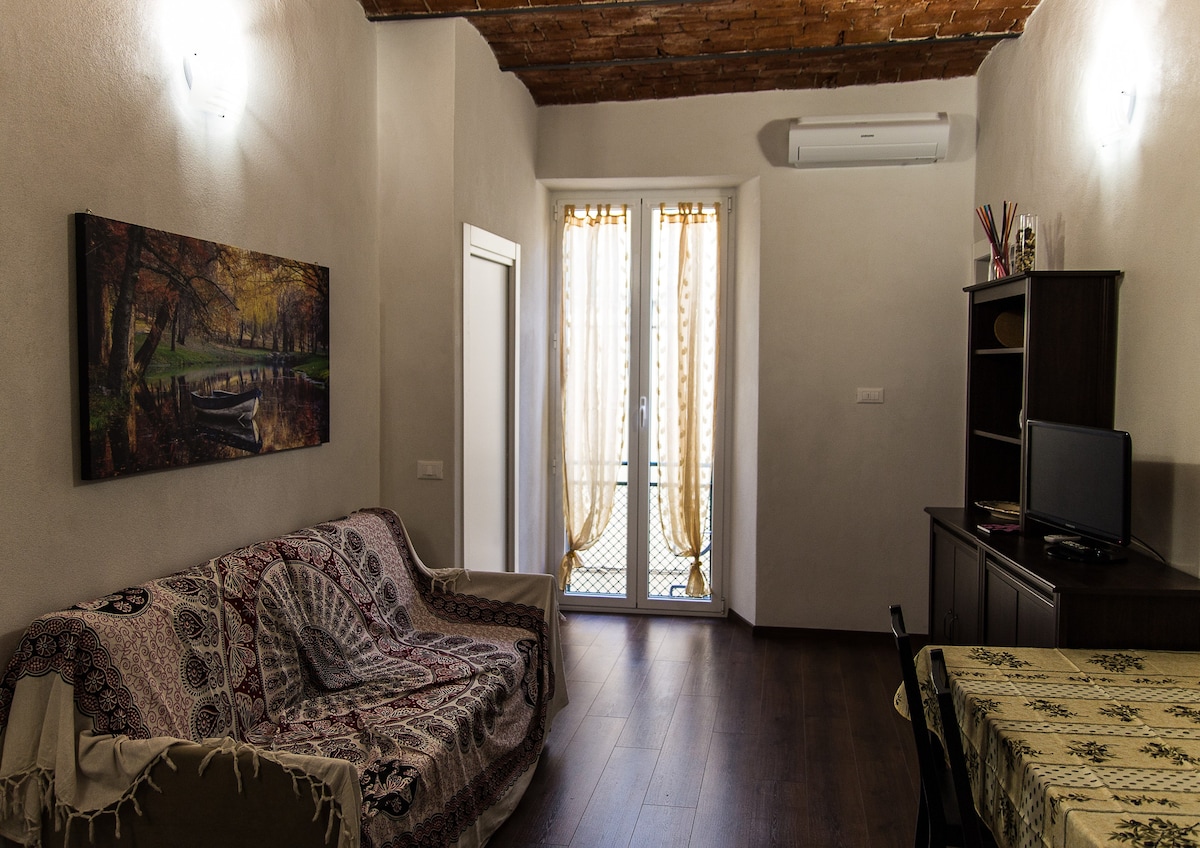 Beliebte Airbnb-Anzeige: Tower House 1 in Noli