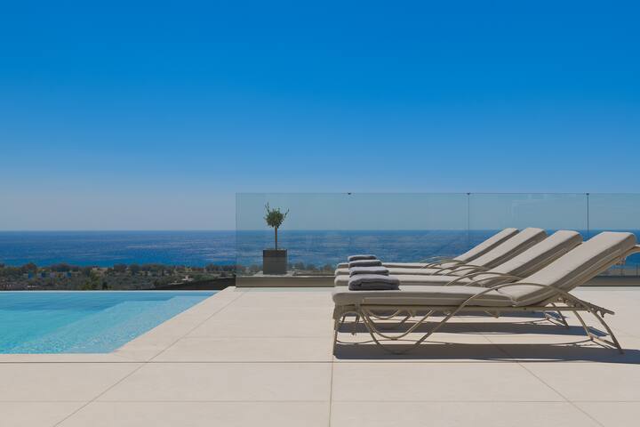 Alav Pool Villa gallery image 5