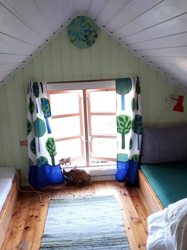 Quarto 2º andar, 2 camas de solteiro