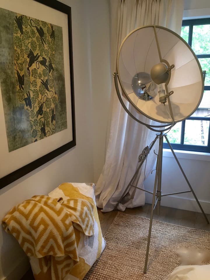 Спална соба бр.1 (брачен кревет (широк 150-179 см)