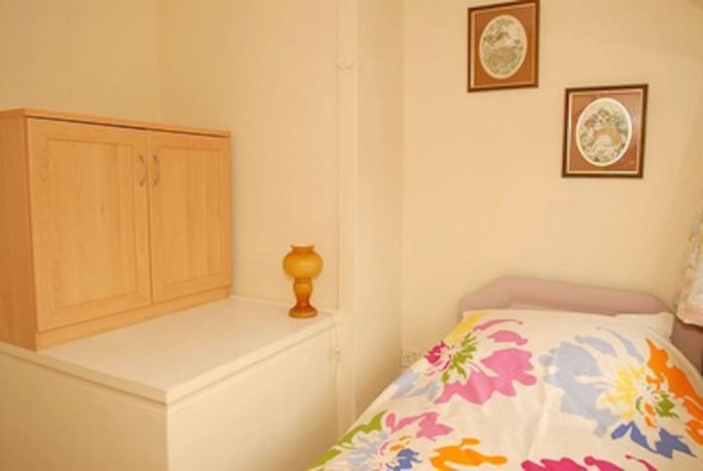 Small Third bedroom.