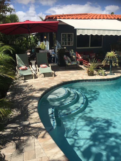 Pool and lounge chairs