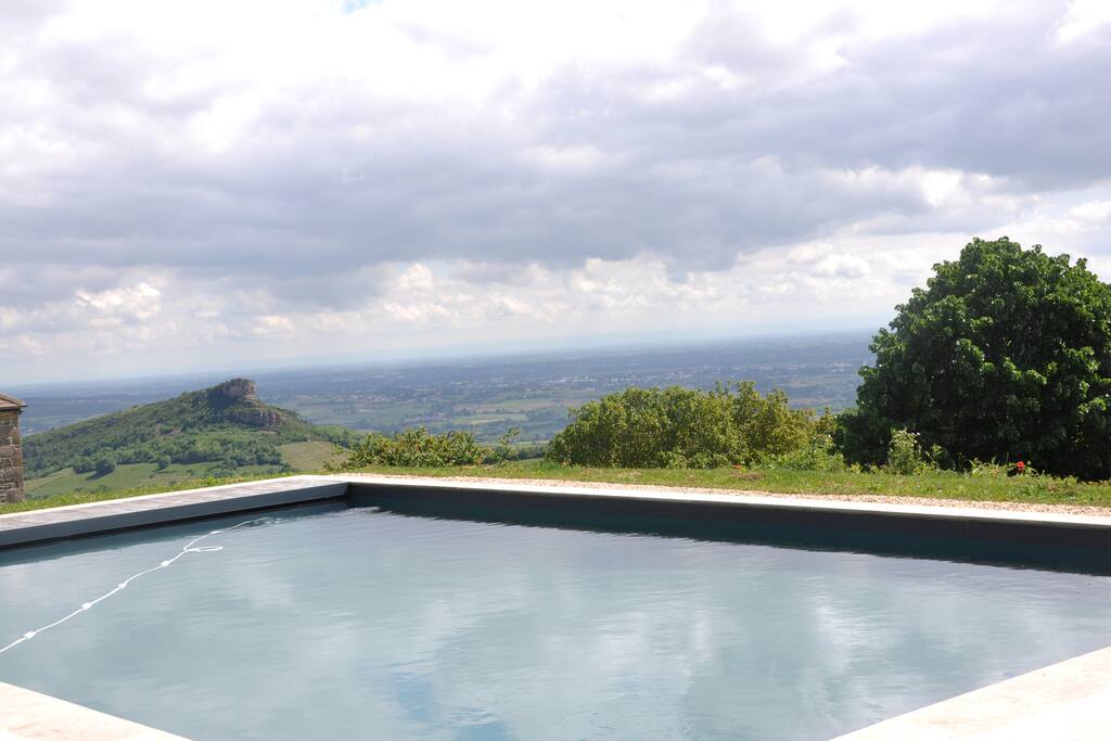Piscine accès partagé