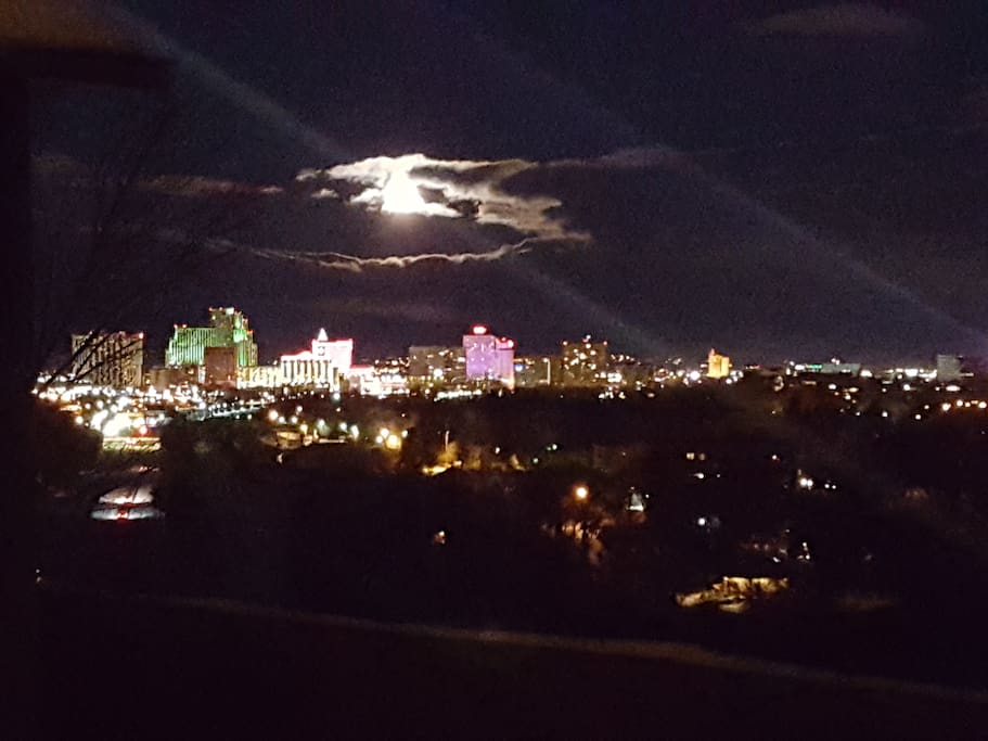 Full moon rising