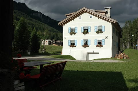 APPARTAMENTO A PENIA DI CANAZEI  Sellaronda