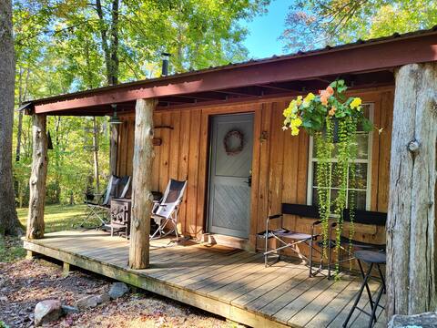 Rustic Secluded Cabin at Whetstone Creek Farm