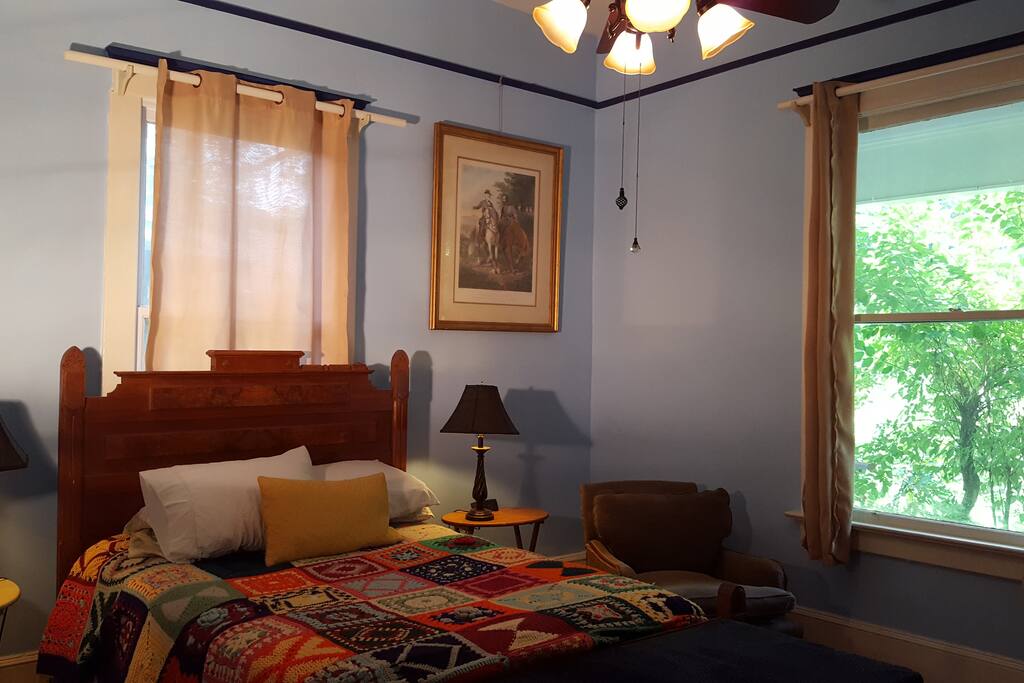 Cozy Bedroom with Full Bed