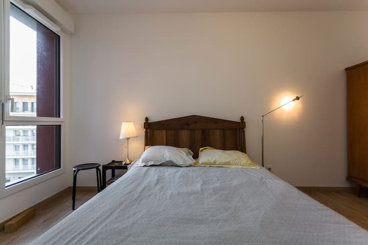 საძინებელი 1