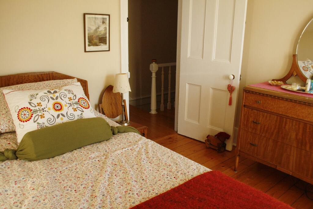 Single bed