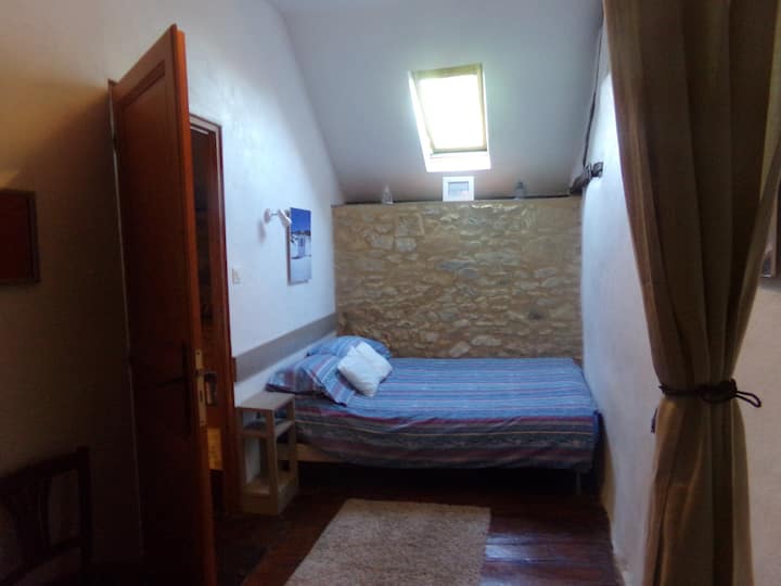 Chambre 3 chambres à deux lits