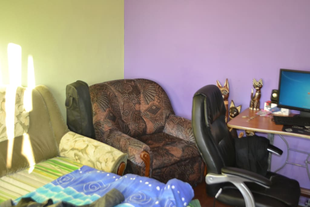 Room 2
Комната 2