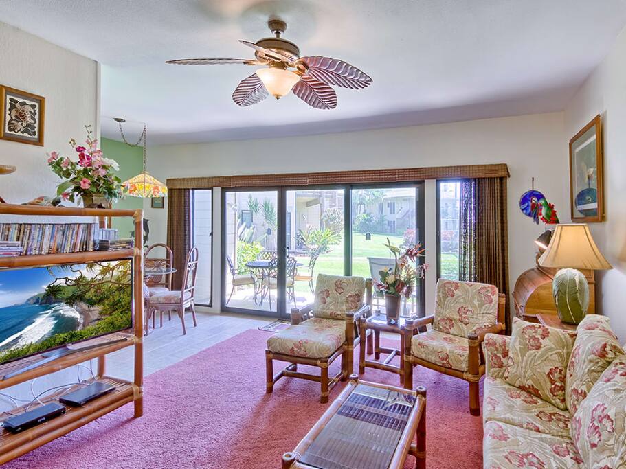 kaha_lani_1ov_105_livingroom_1.jpg
