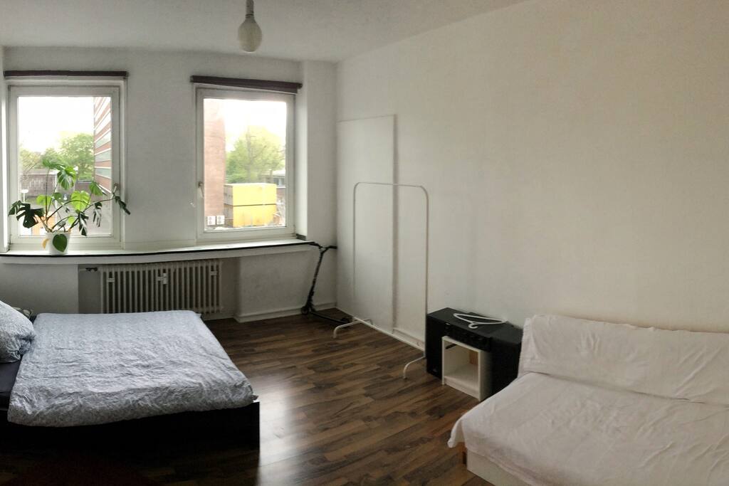 Bett mit Gästecouch/Bed with guest couch