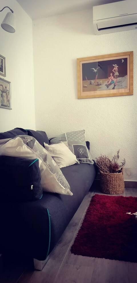 Top performing Airbnb: Liza´s downtown studio apartment in Hvar