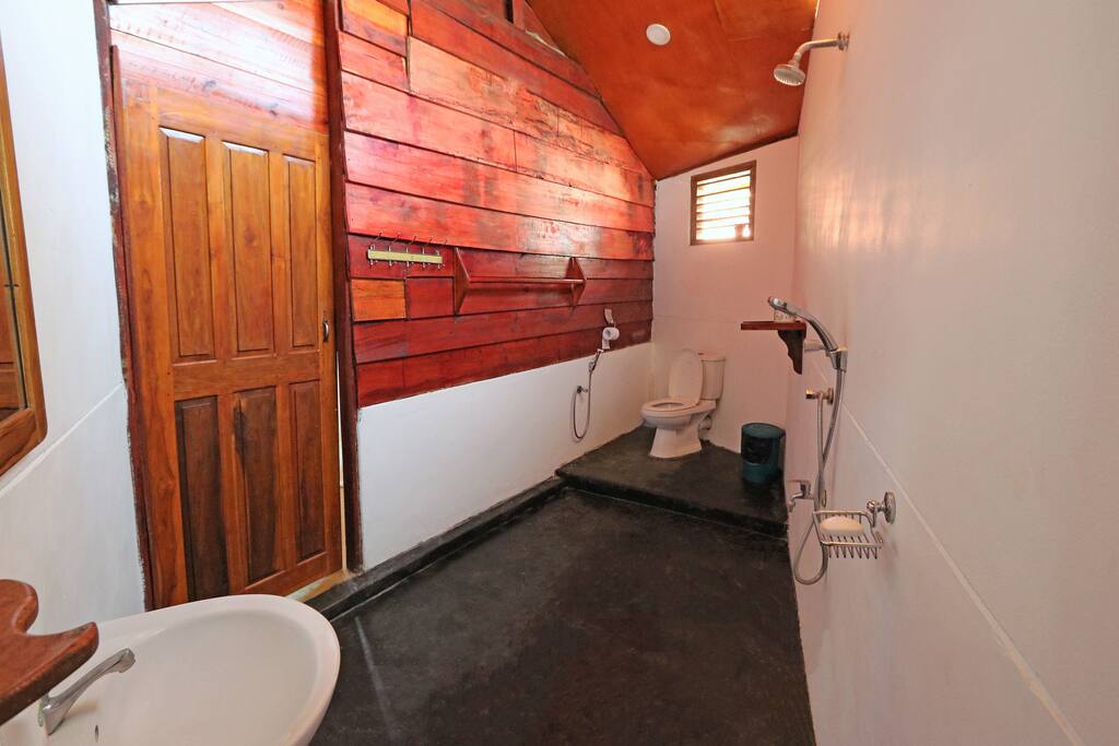 Cabana Bathroom