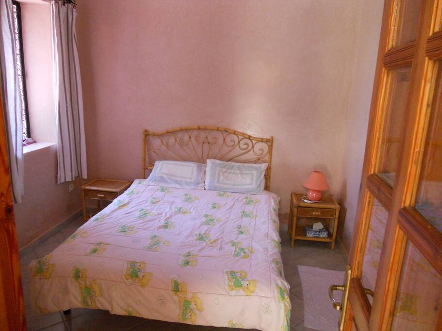 Bedroom with shower and toilet en suite