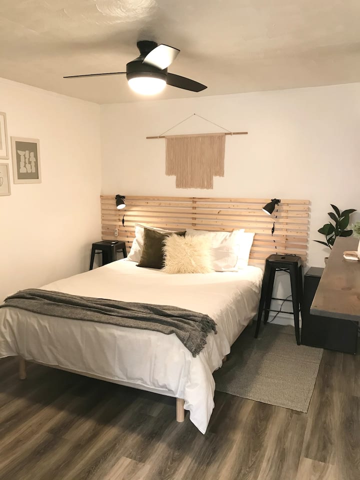 Private guest suite close to campus. Guest suites for Rent in Logan