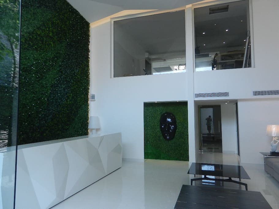 Building Lobby