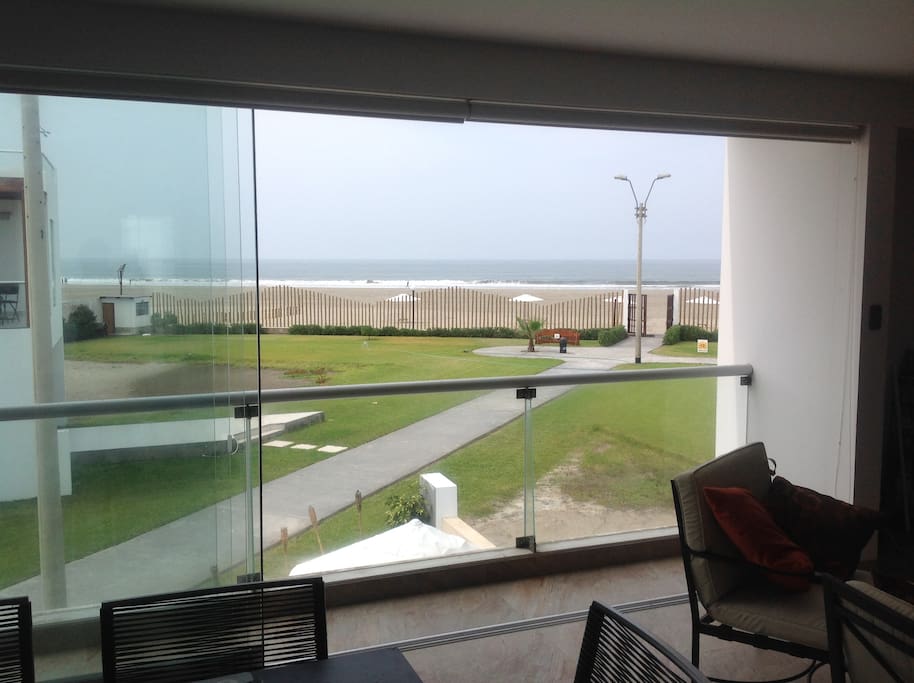 Vista desde el comedor y sala