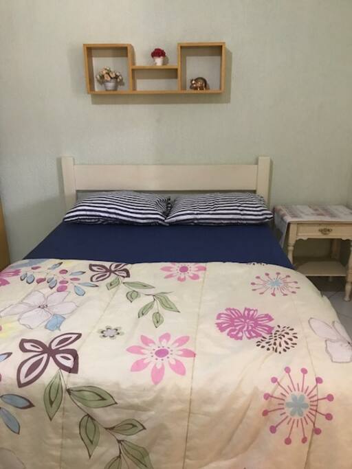 QUARTO CASAL