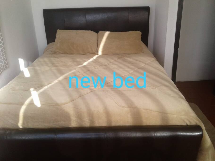 New Bed with ocean view from bedroom