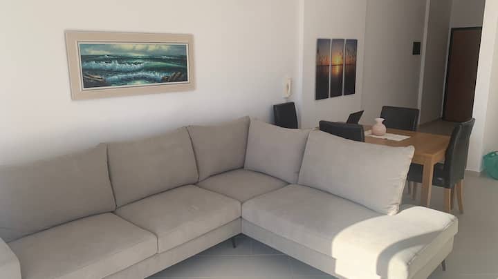 Seaview 100m2 New Apartment, 50m From Beach - Vlorë