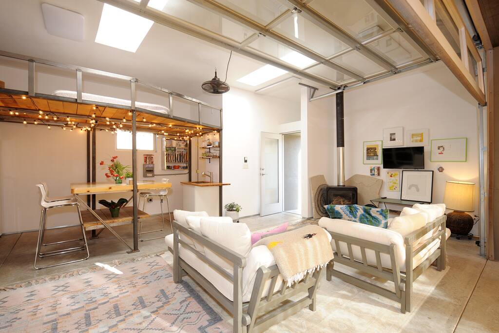 Living Room & Kitchen