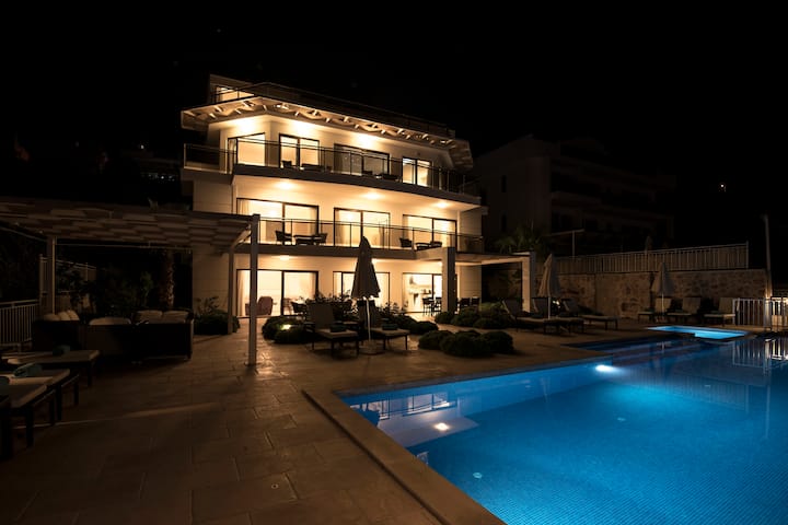 Kalkan 7 Bedroom Luxury Villa With Infinity Pool Villas For Rent In Kas Antalya Turkey