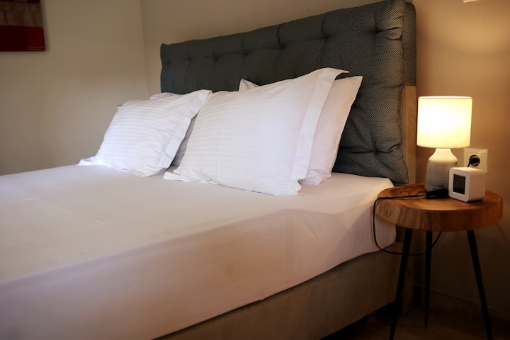 Beautiful ground floor apartment near the beach