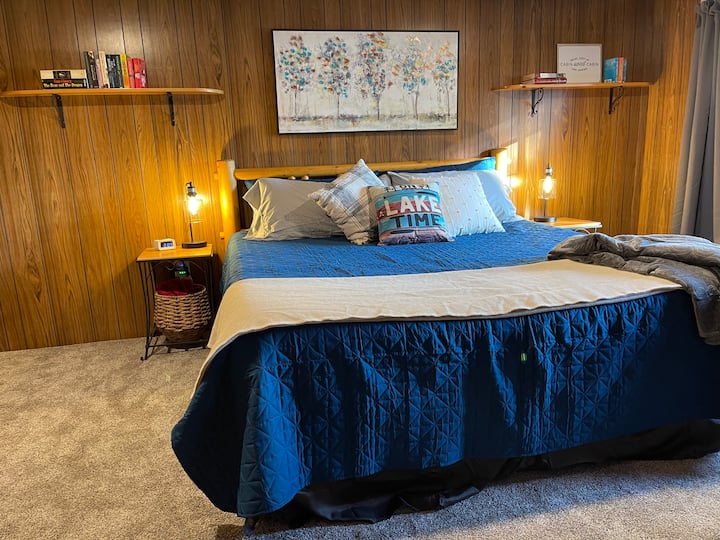 Spavaća soba 1 s bračnim krevetom (širine 180 -