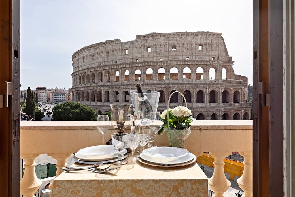 VIEW COLOSSEUM COLOSSEO FROM JACUZZI - Apartments for Rent in Rome