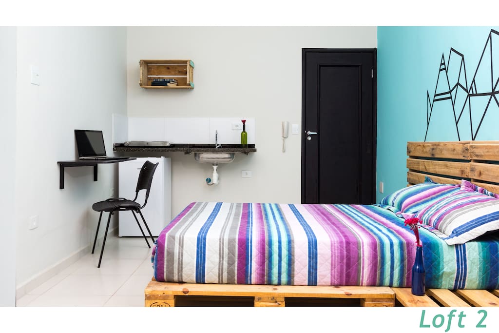 Espaços exclusivos e mobiliados para 1 ou 2 pessoas! Contratos de duração personalizada! Venha já conhecer!