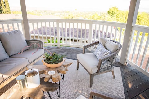 Popular Airbnb listing: Aviary with Amazing Views! in Fullerton