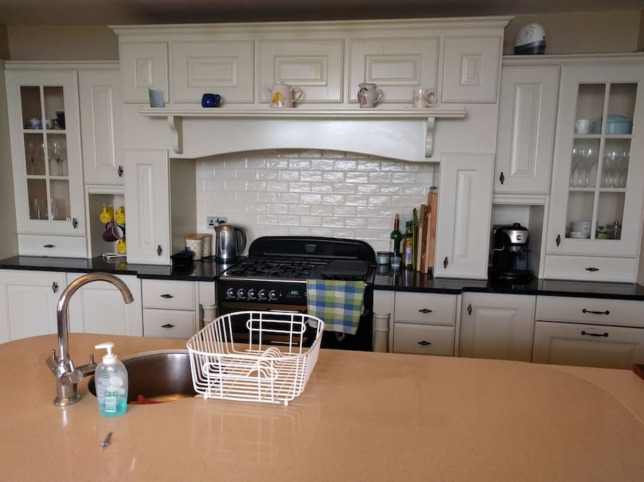 Gas cooker and electric oven