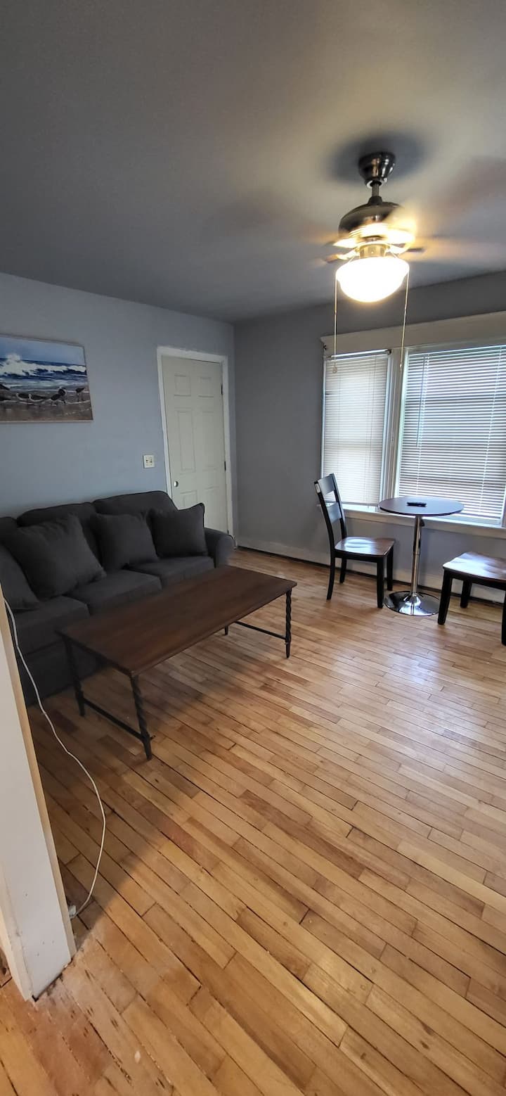 Usm Area. Great Location. - Portland