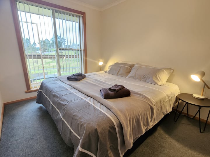 Trail House. Spacious 2 bedroom house Houses for Rent in Branxholm