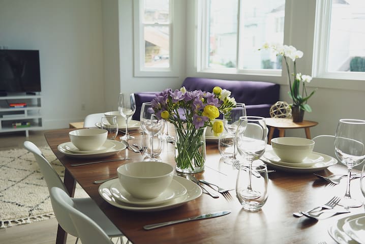 Modern Retreat close to SF